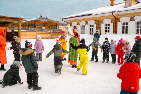 МАСЛЕНИЦА ДЛЯ ШКОЛЬНИКОВ!